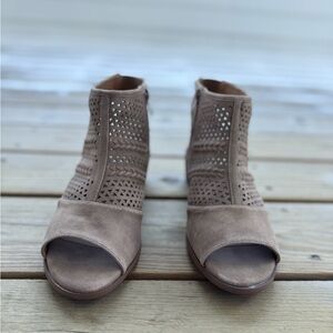 Torrid Peep-Toe Booties/Sandals - Taupe - 9W